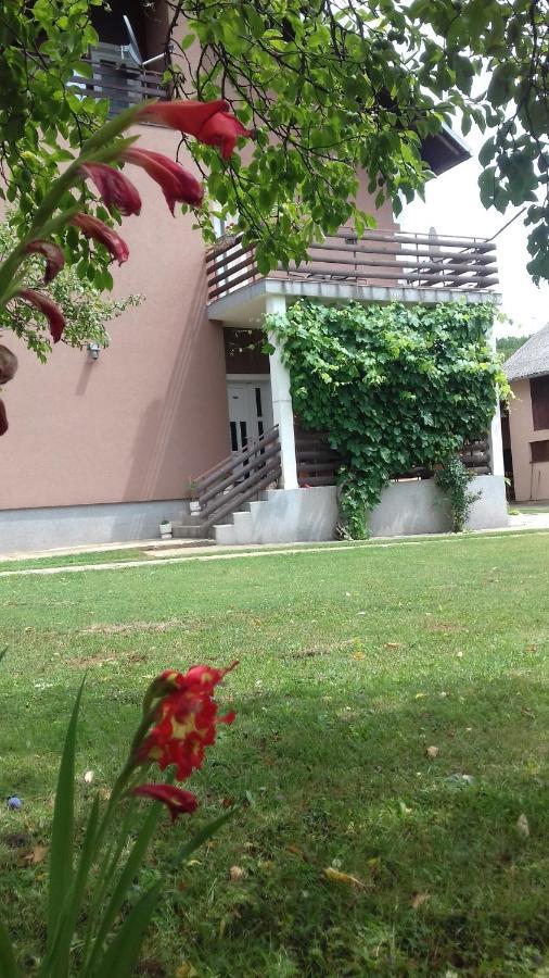 Gacka Rooms Vrhovine Zewnętrze zdjęcie