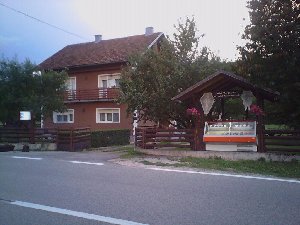 Gacka Rooms Vrhovine Zewnętrze zdjęcie
