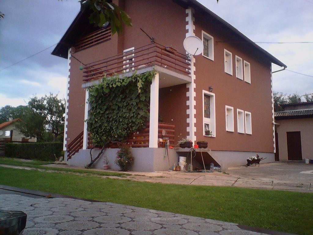 Gacka Rooms Vrhovine Zewnętrze zdjęcie