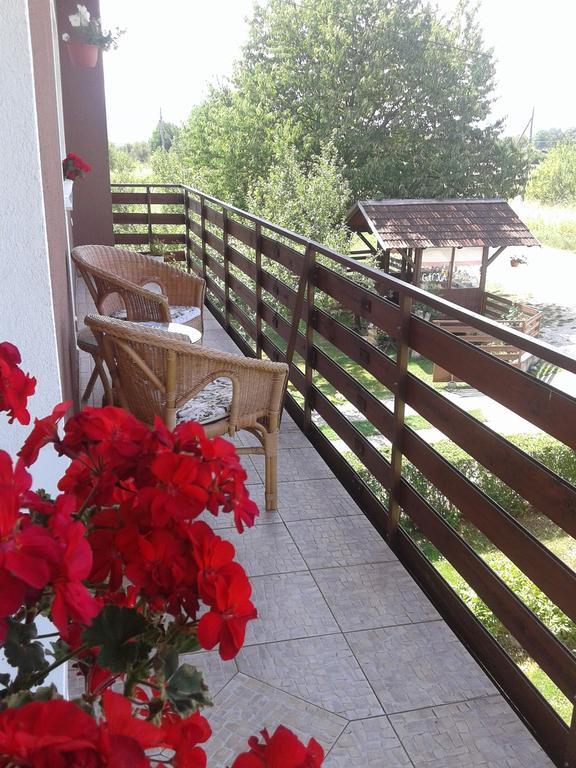 Gacka Rooms Vrhovine Zewnętrze zdjęcie